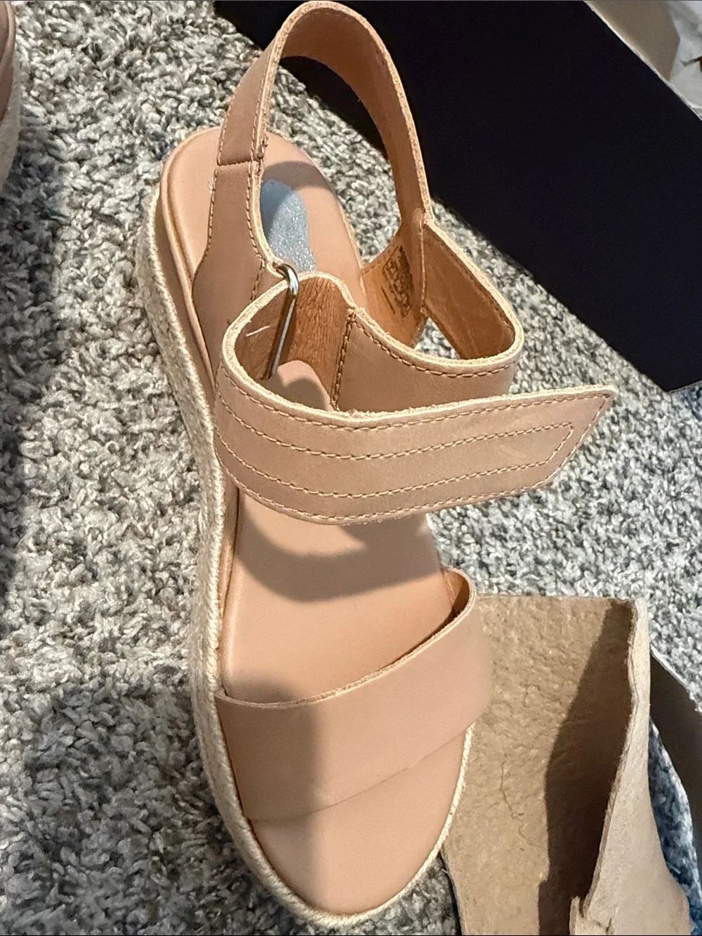 Sorel Cameron Platform Sandal 7 in box see all pics